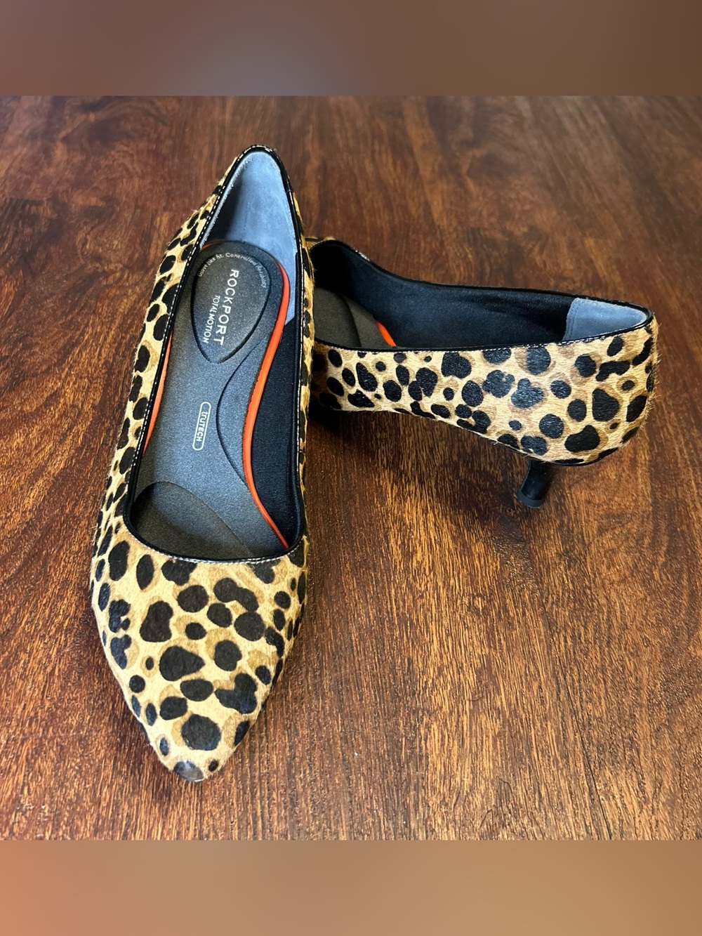 Rockport Leopard-Print Pointed Kitten Heels - Tan & Black